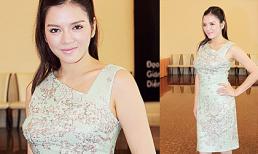 Diện đồ giản đơn, Lý Nhã Kỳ tự tin "đọ" sắc với đàn em Midu