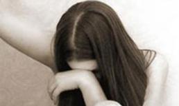 Bốn thợ xây hiếp "hội đồng" bé 6 tuổi