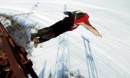 Thoát chết sau khi rơi từ độ cao 120 mét