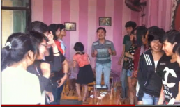 Clip độc: Don Nguyễn nhảy đồng tưng bừng cùng fan