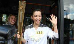 Lý Băng Băng rạng rỡ trong ngày rước đuốc Olympics