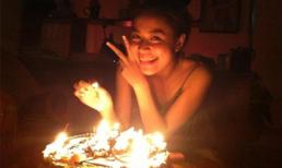 Hoàng Thùy Linh liên tiếp mở tiệc sinh nhật