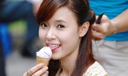 Midu hồn nhiên ăn kem trong "Mùa hè lạnh"