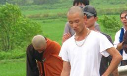 Đoàn "hộ tống" nhà sư "đi một bước, lạy một lạy" đánh người vỡ đầu