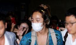 Jang Geun Suk áo quần xộc xệch, thắt nơ ngộ nghĩnh tại sân bay