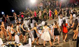 Thí sinh Next Top dự tiệc trong... hang động