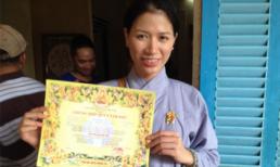 Trang Trần quy y cửa phật