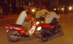 Hãi hùng giới trẻ “lên đai” bằng mạng sống