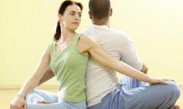 Nhốt chồng... vào lồng