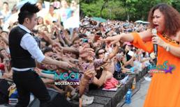 Rừng fans vây quanh Quang Hà - Siu Black ở xứ Đài