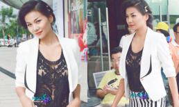 Thanh Hằng cá tính với tông đen trắng, áo ren xuyên thấu