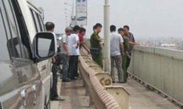 Mẹ người vợ bị chồng ném xuống sông Hồng: "Con gái tôi gặp ác quỷ"