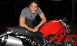 Trí Nguyễn tặng xế 'khủng' mừng sinh nhật anh trai