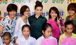 Hồ Ngọc Hà cùng học trò cưng 'trốn tập' đi từ thiện