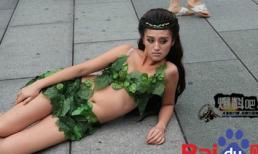 Sốc với "Nữ Oa nương nương" thời hiện đại ở Trung Quốc