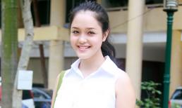 Á hậu Hoàng Anh giản dị ngày nhập trường