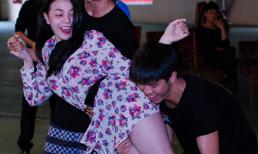 Đỏ mặt vì Hạnh Nguyên, Trà Ngọc Hằng diện mốt “không quần”