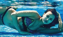 Bồ Ronaldo quyến rũ như nàng tiên cá dưới nước