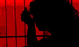 Người vợ giết chồng bằng 15 nhát rìu