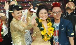 Hương Tràm đăng quang quán quân Giọng hát Việt 2012
