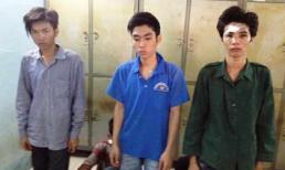 Bắt 3 kẻ chặt tay, cướp xe người đi đường