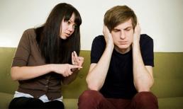 Yêu 4 năm không được động vào người yêu