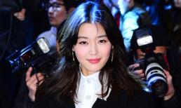 "Cô nàng ngổ ngáo" Jeo Ji Hyun "lột xác" ngoạn mục