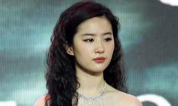 Tiết lộ giá hầu rượu của dàn sao hàng đầu C-biz