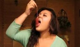 Sốc: Thiếu nữ ăn băng vệ sinh bẩn