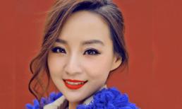 MC hàng đầu Trung Quốc khoe vẻ đẹp quyến rũ hớp hồn