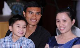 Ngắm vợ đẹp con xinh của cầu thủ Tài Em