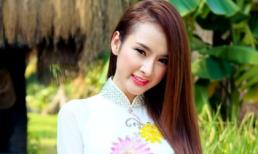 Angela Phương Trinh "ngoan hiền" trong lớp áo dài đón xuân