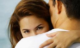 Lấy chồng già, ngoại tình để giải khuây