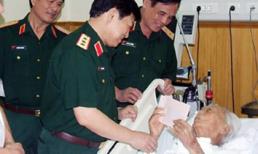 Clip giây phút cuối cùng của Đại tướng tại bệnh viện