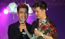 Những vụ 'cướp mic' để đời của sao VPop