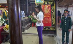 Hoa hậu Diệu Hân về tận nhà viếng đại tướng Võ Nguyên Giáp