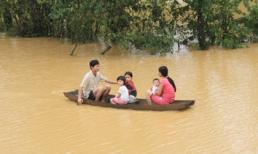 Nước mắt nhiều hơn nước lũ