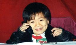 Ảnh ngày bé của 'thiếu gia nghìn tỷ' đi xe máy