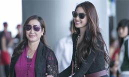 Mẹ con Khánh My thân mật, sành điệu ở sân bay