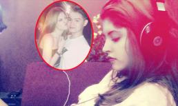 Than buồn tủi, Andrea đến bar 'xõa' cùng trai lạ