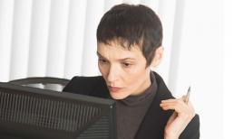 Ngoại hình không chuẩn, nên chọn nghề nào?