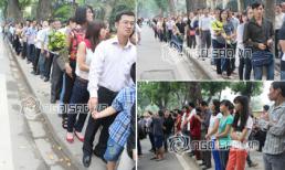 Đoàn người đứng dài hàng cây số chờ viếng Đại tướng Võ Nguyên Giáp