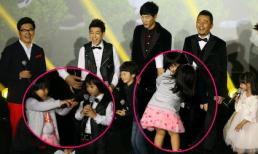 Con trai Lâm Chí Dĩnh bị "cưỡng hôn" bởi một bé gái