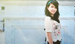 Cô gái xinh đẹp kiếm tiền triệu từ vân tay