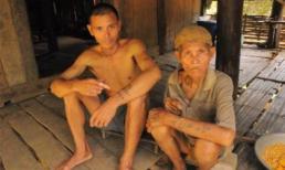 Lạ với tục 10 năm mới được động phòng