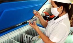 Tử vong sau tiêm vắc xin: 'Do viêm phổi'