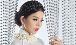 Lệ Quyên khoe nhan sắc mặn mà của "gái một con"