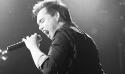 Trung Quân Sao Mai Điểm Hẹn cháy hết mình trong đêm minishow