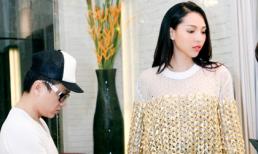 Siêu mẫu Minh Triệu tất bật thử đồ cho show diễn