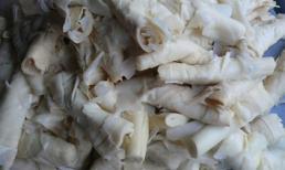 Măng chua trắng, giòn nhờ 'ngậm' a xít tẩy gỉ xét